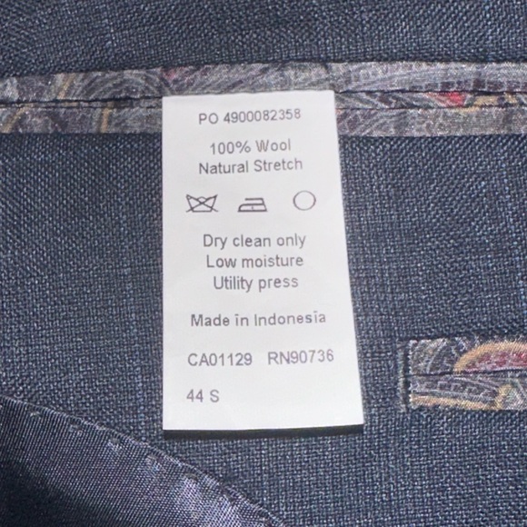 Lauren Ralph Lauren 100% Wool Navy Blazer Size  44S - Picture 7 of 11